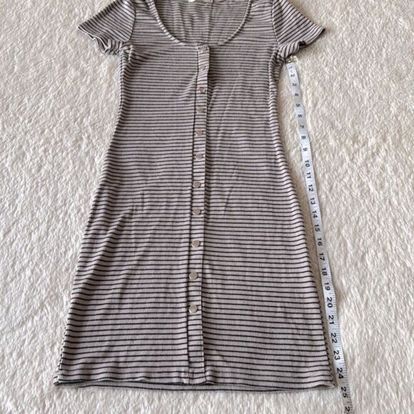 Hearts and Hips brown and tan button up striped dress size small - Picture 15 of 16